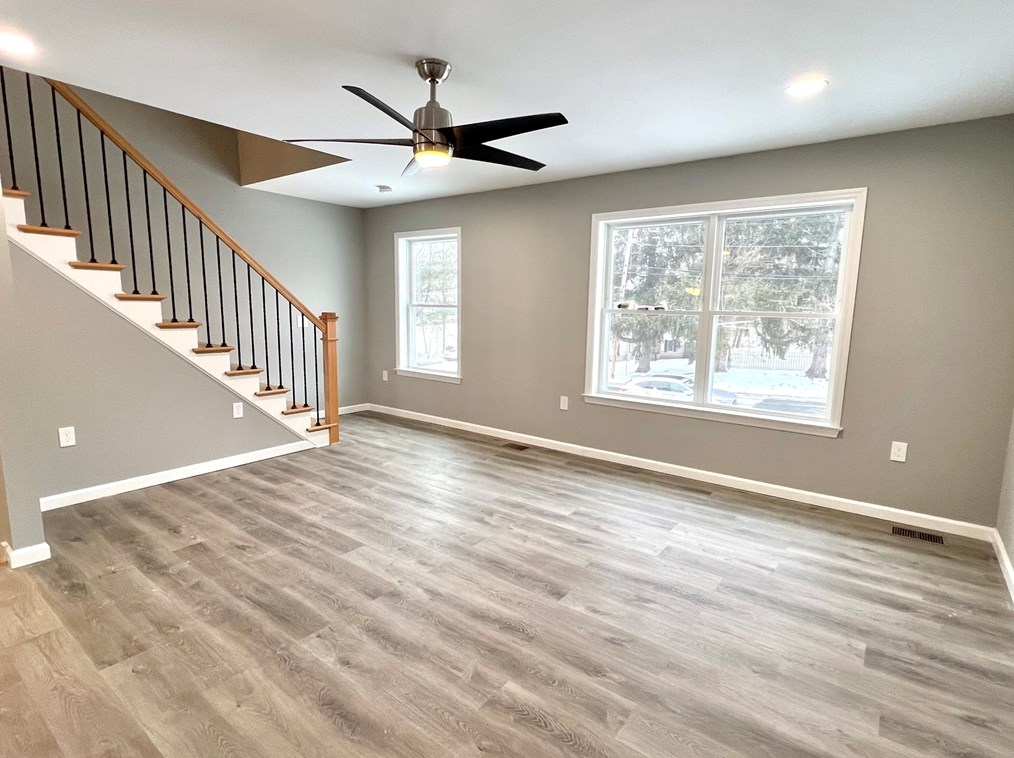 24 Apthorp St, Worcester MA  01606-1101 exterior