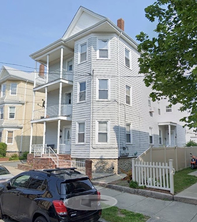 217 Eugenia St, New Bedford, MA 02745-5234