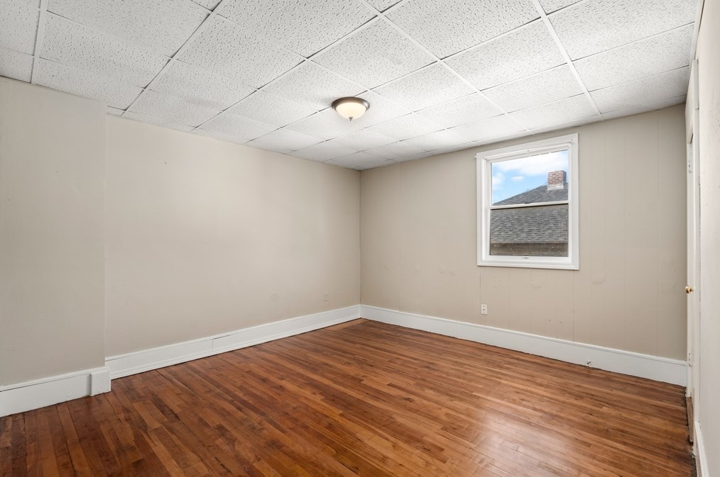 58 Providence St, Worcester MA 01604-4202 exterior