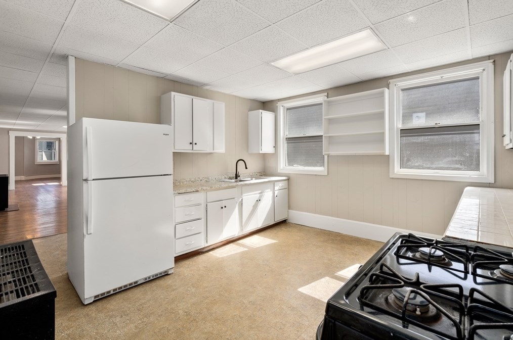 58 Providence St, Worcester MA 01604-4202 exterior