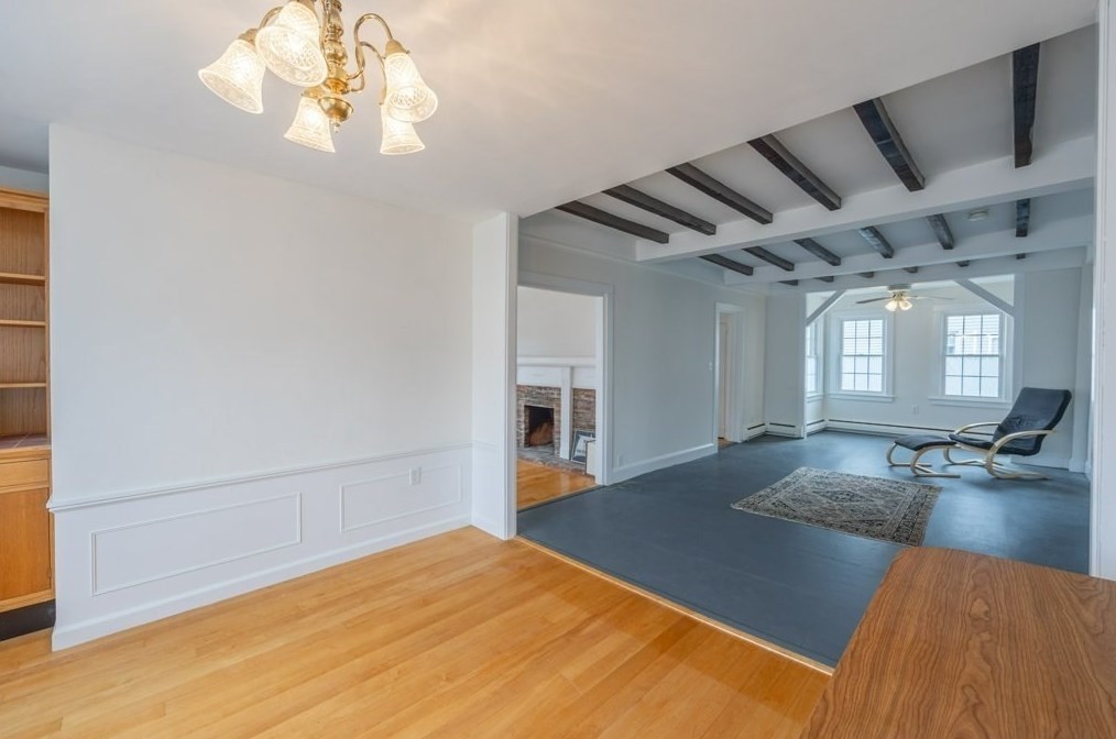 39 Middle St, Fairhaven MA  02719-2941 exterior