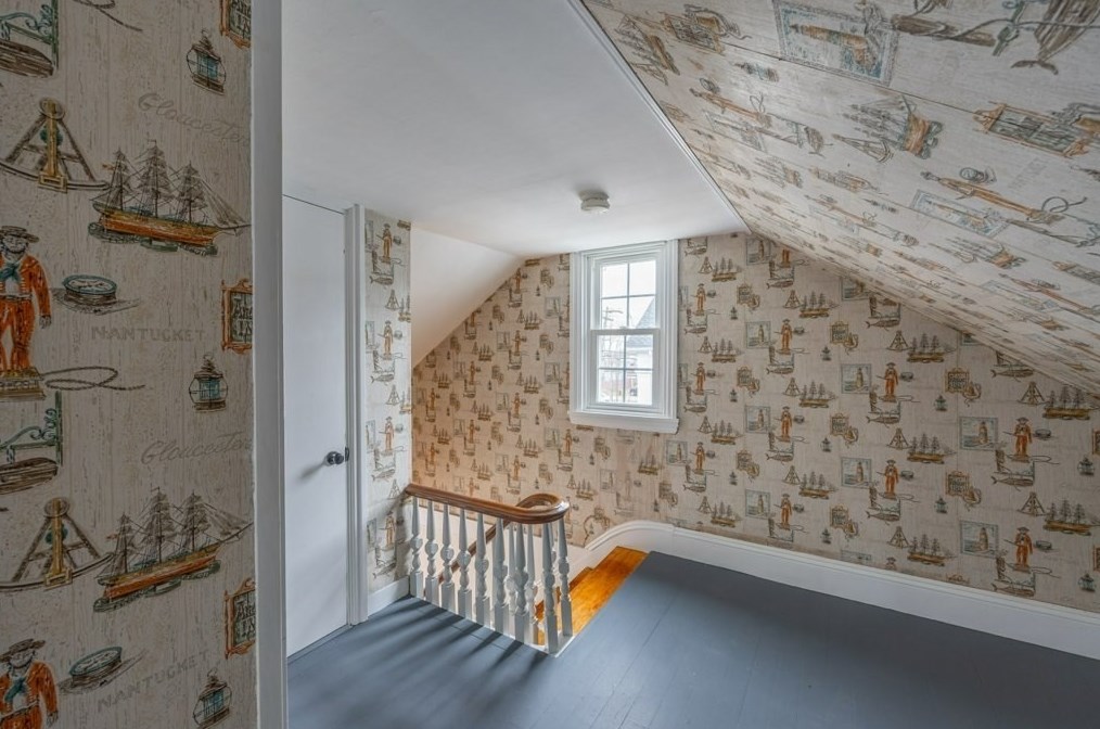 39 Middle St, Fairhaven MA  02719-2941 exterior