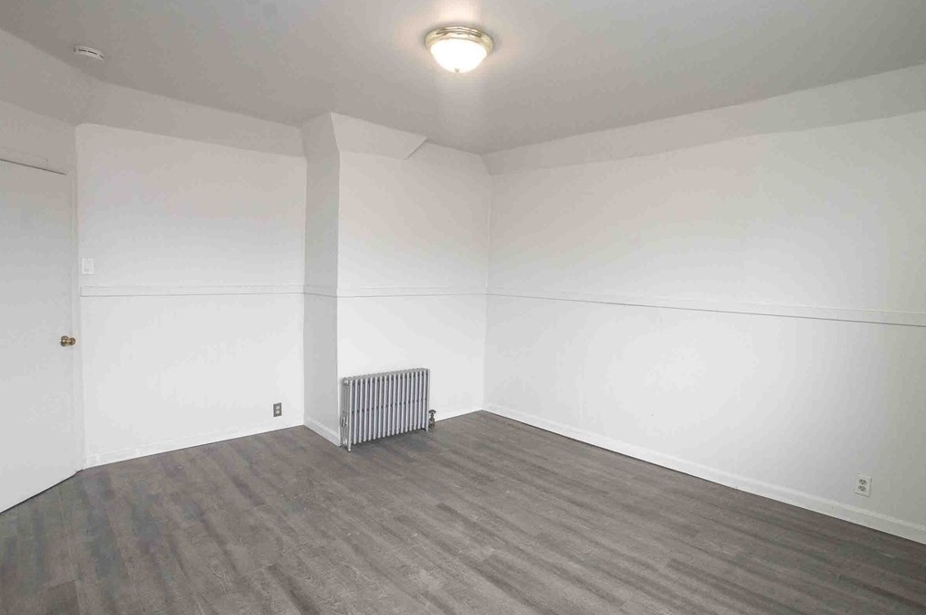 18 Grover St #2, Malden, MA 02148