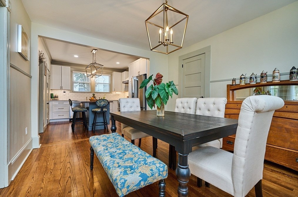 311 Prospect St, Northampton MA  01060-2049 exterior