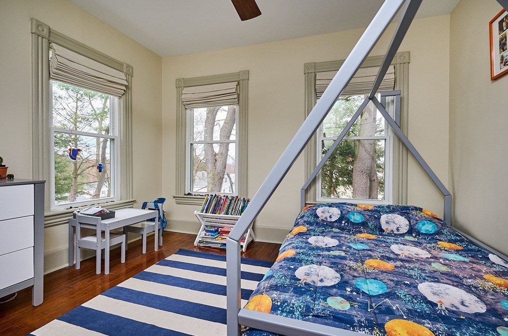 311 Prospect St, Northampton MA  01060-2049 exterior