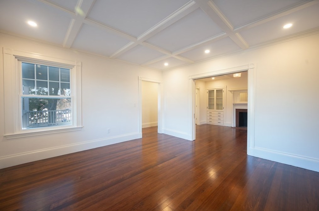 76 Eliot St, Milton MA 02186-3007 exterior