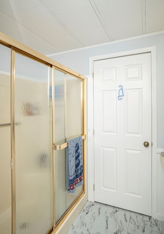 1 Minute Man Rd, Taunton MA 02780-1171 exterior