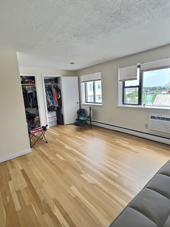 1039 Commonwealth Ave Apt 19, Boston, MA