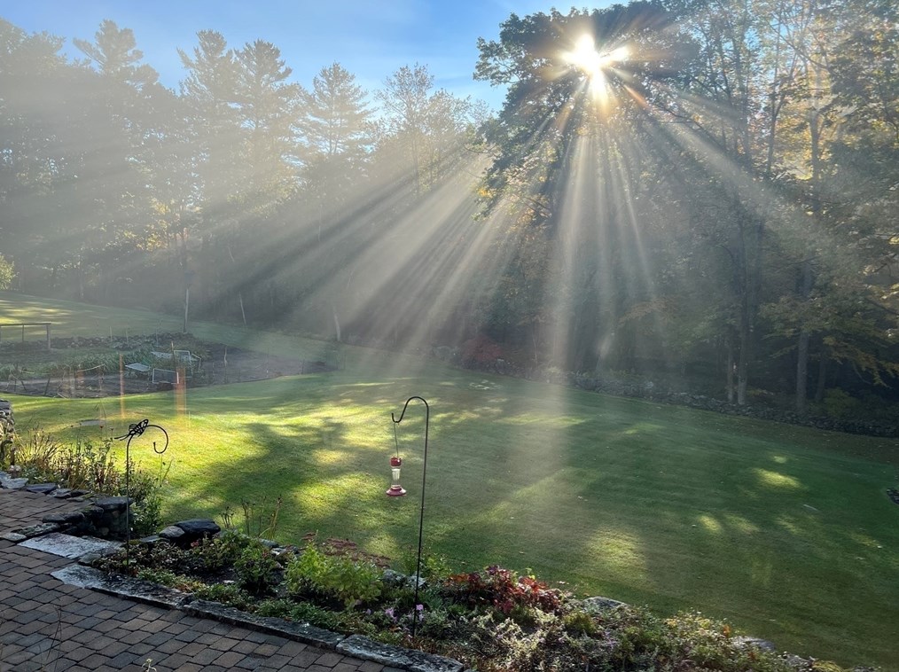 11 Cross Rd, Ashburnham MA 01430-1042 exterior