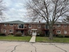 80 Fountain Ln, Weymouth MA 02190-2171 exterior