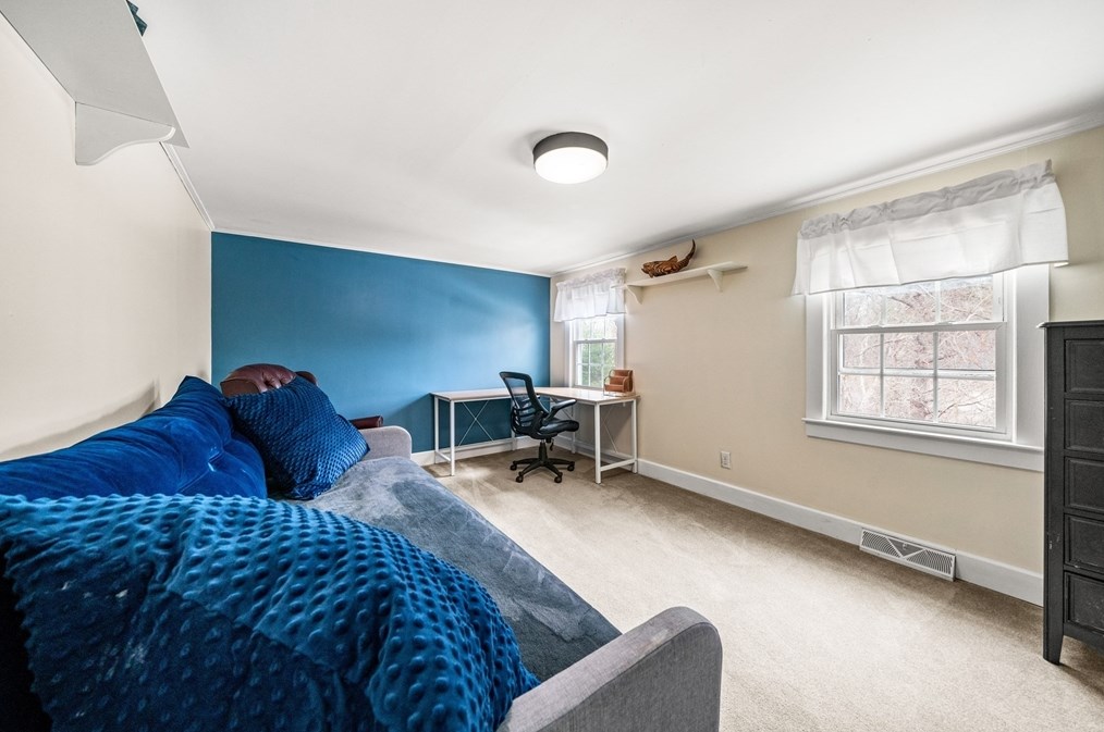 26 Black Cat Rd, Plymouth MA  02360-3506 exterior