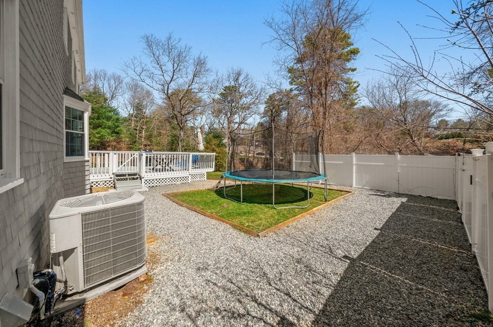 26 Black Cat Rd, Plymouth MA  02360-3506 exterior