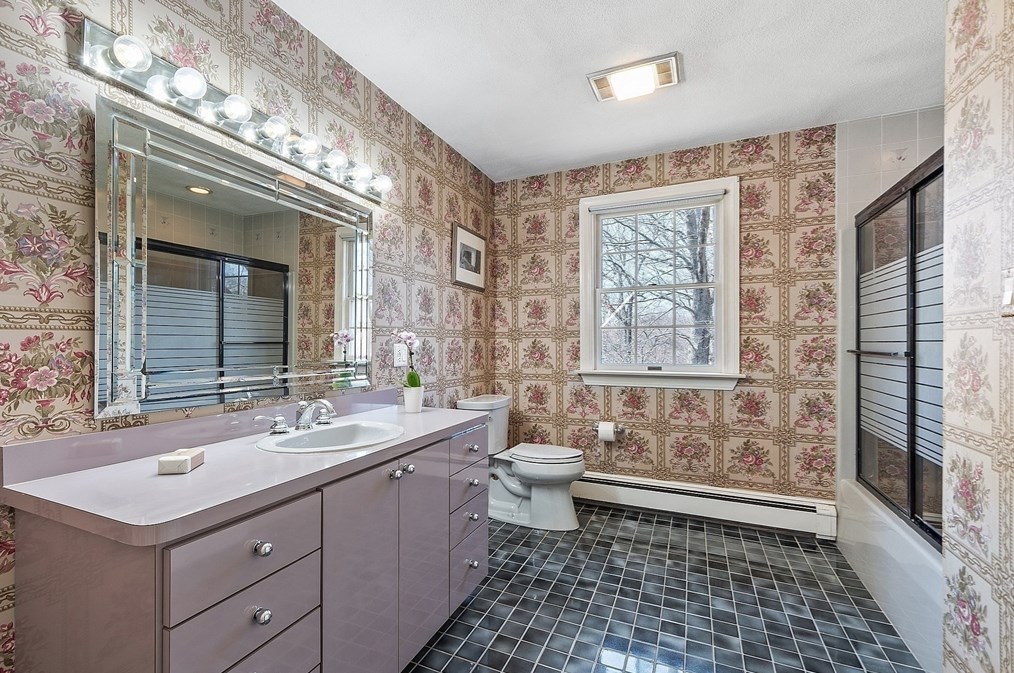 56 Louise Rd, Braintree MA 02184-5902 exterior