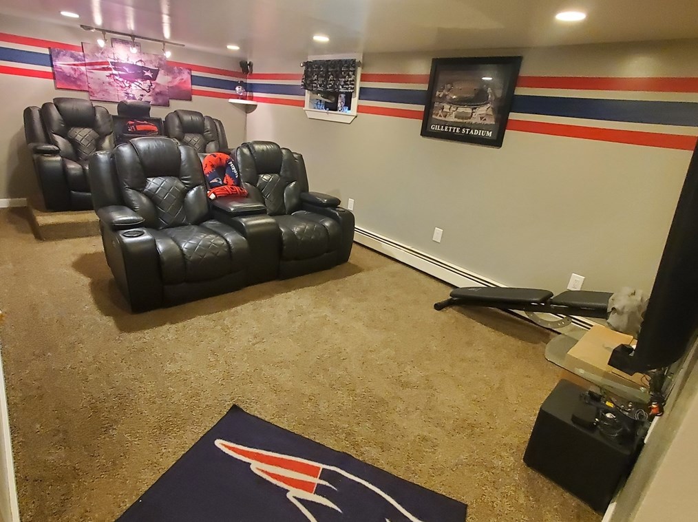 147 Denver St, Springfield MA 01109-1820 exterior