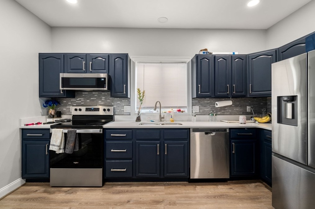 15 1 St, Brockton MA 02301-6124 exterior