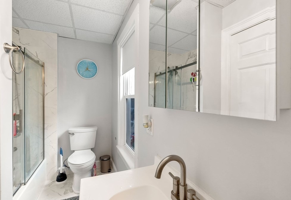 15 1 St, Brockton MA 02301-6124 exterior