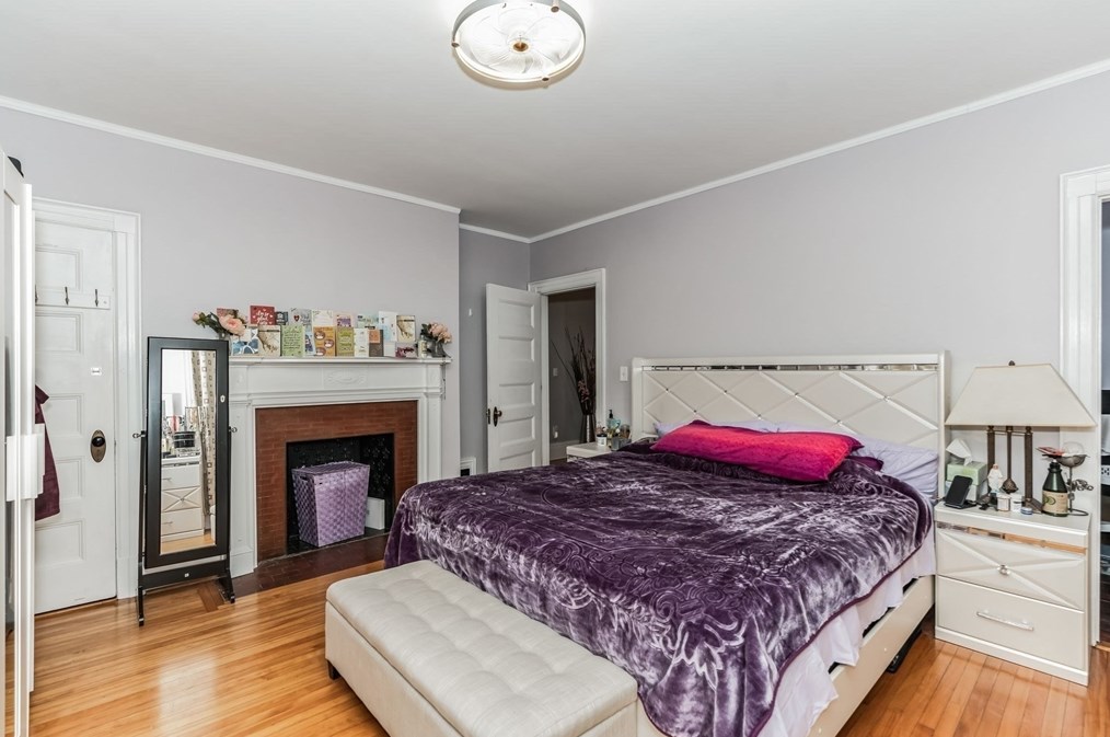 35 Somerset St, Worcester MA  01609-2110 exterior