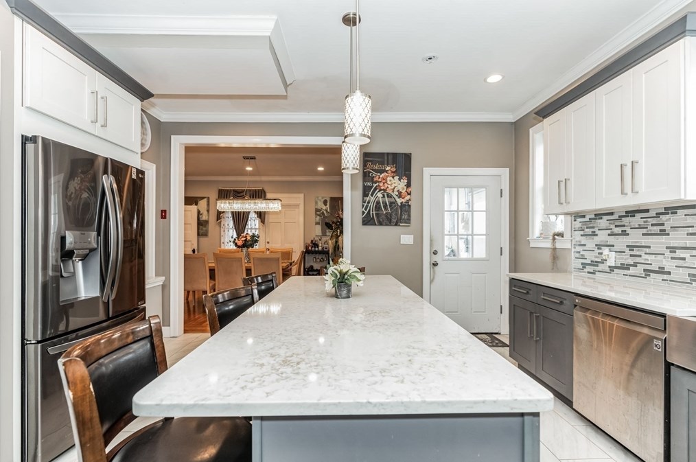 35 Somerset St, Worcester MA  01609-2110 exterior