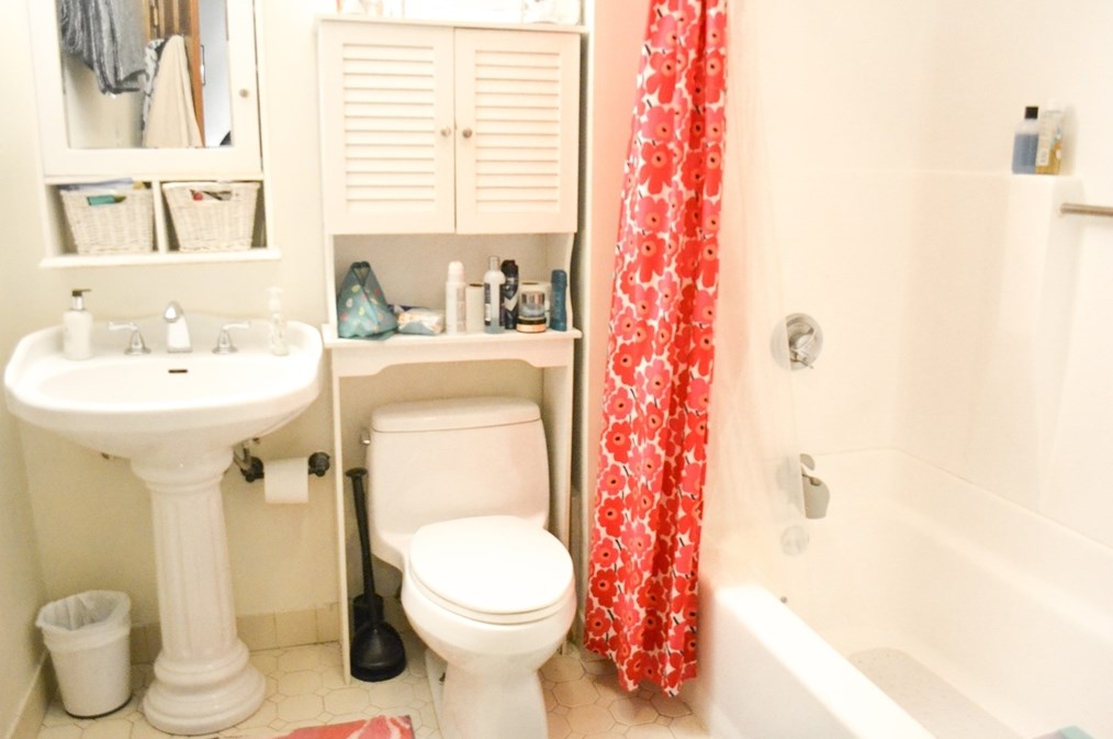 71 Myrtle St #1, Boston, MA 02114