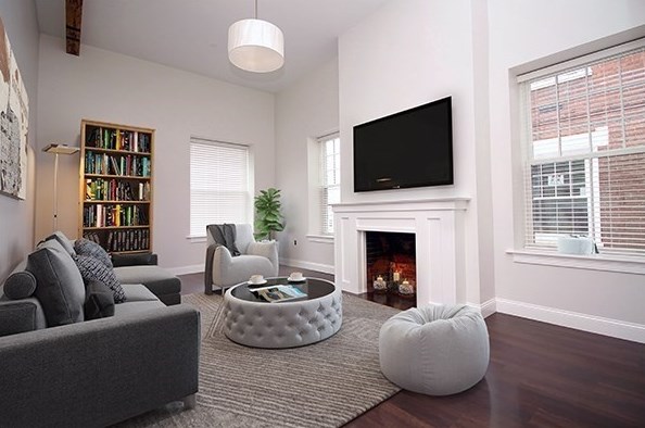 120 Washington St #309, Salem, MA 01970