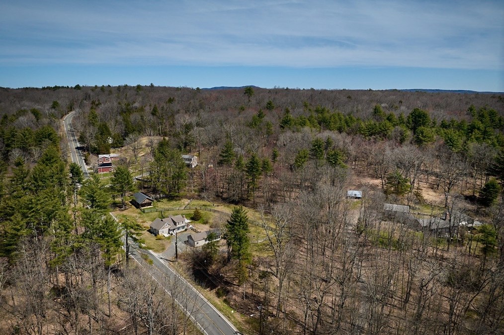 123 Russellville Rd, Southampton MA  01073-9508 exterior