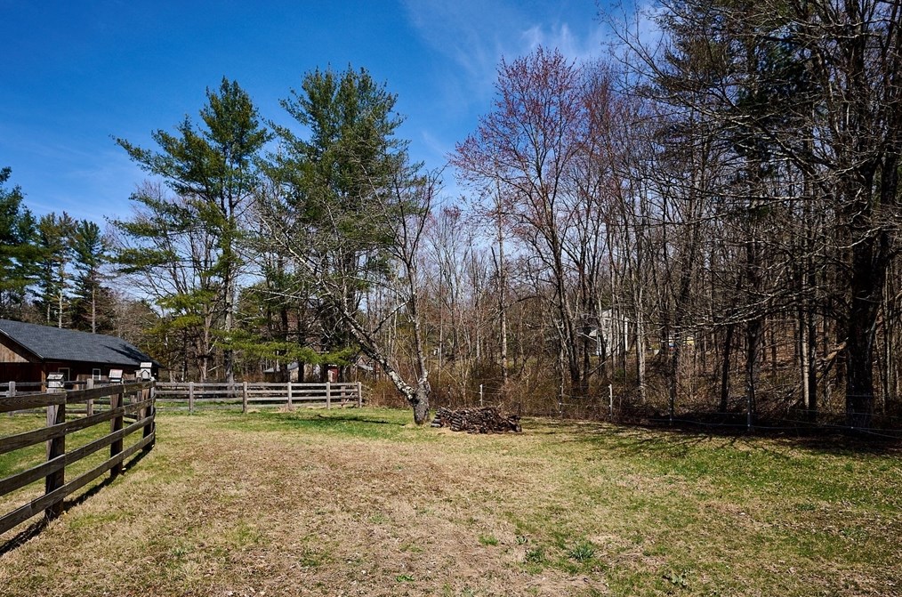 123 Russellville Rd, Southampton MA  01073-9508 exterior