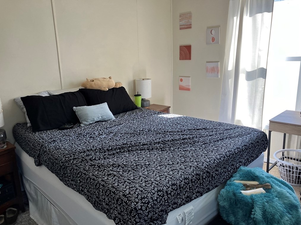 21 Whitcomb St, Webster MA  01570-2429 exterior