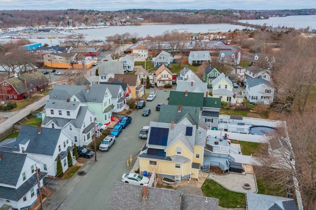 13 Harvard St, Gloucester, MA 01930