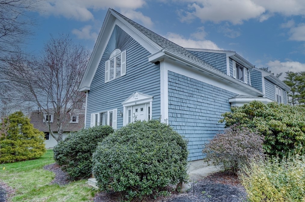 91 Crane Ave, Taunton, MA 02780 exterior