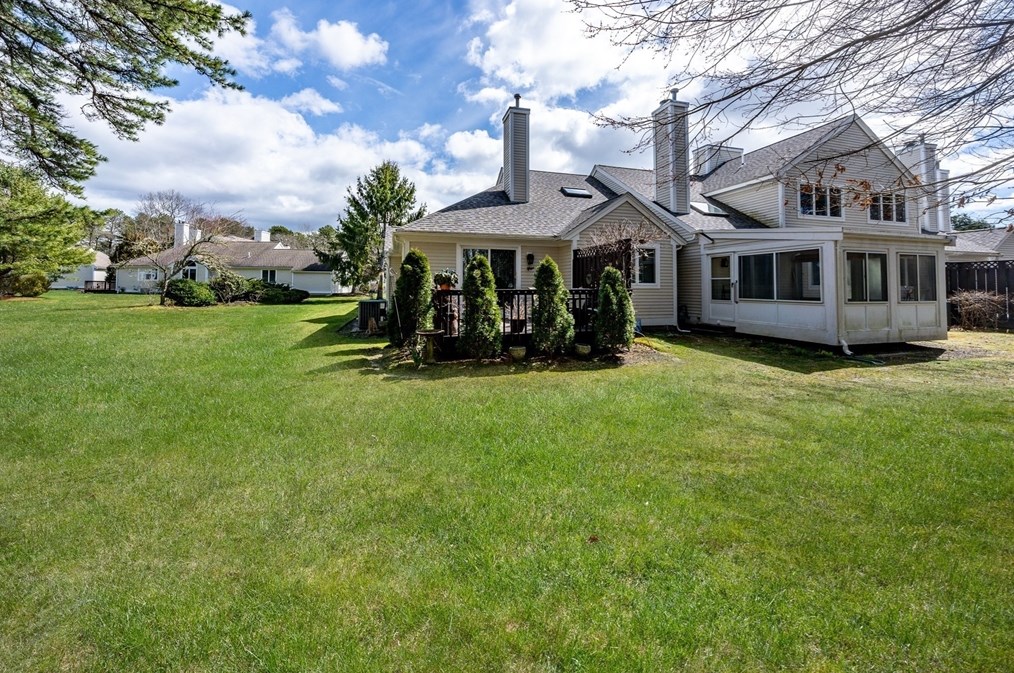 14 Executive Dr #14, Mashpee, MA 02649