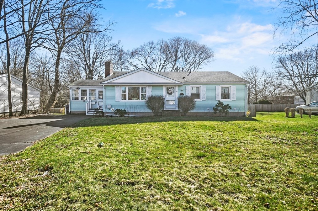 60 Pine St, Danvers, MA 01923