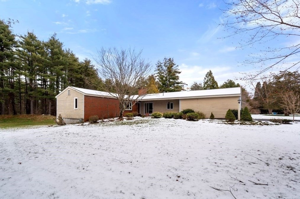 16 Kirkland Dr, Stow, MA 01775