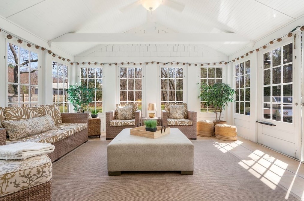 111 Alden St, Duxbury MA 02332-3836 exterior