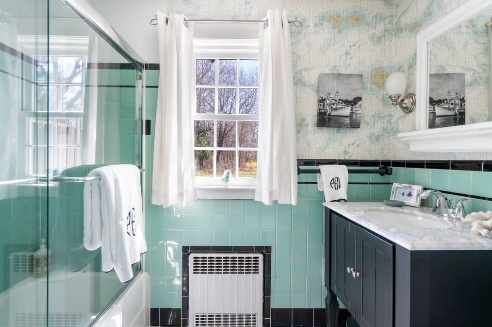 111 Alden St, Duxbury MA 02332-3836 exterior