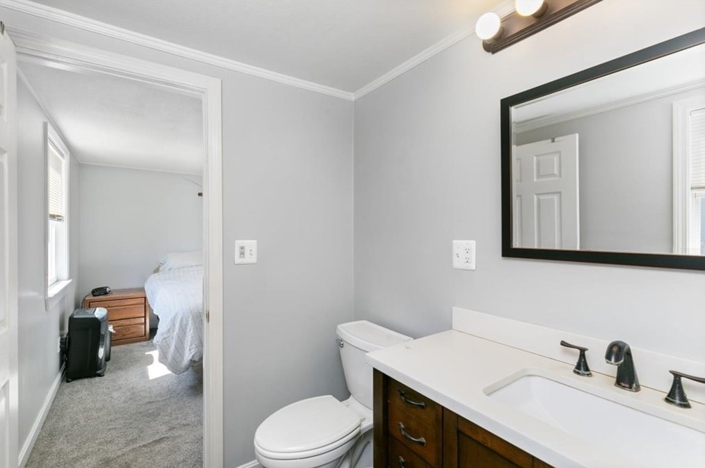 16 Farley St, Methuen MA 01844-6513 exterior