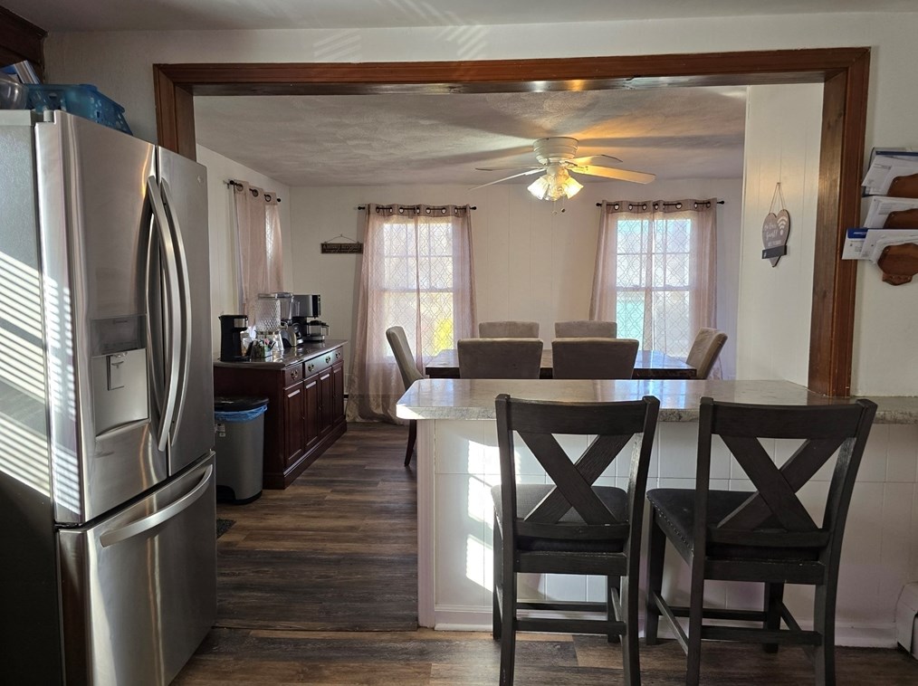 42 Pine St, Seekonk MA  02771-4007 exterior