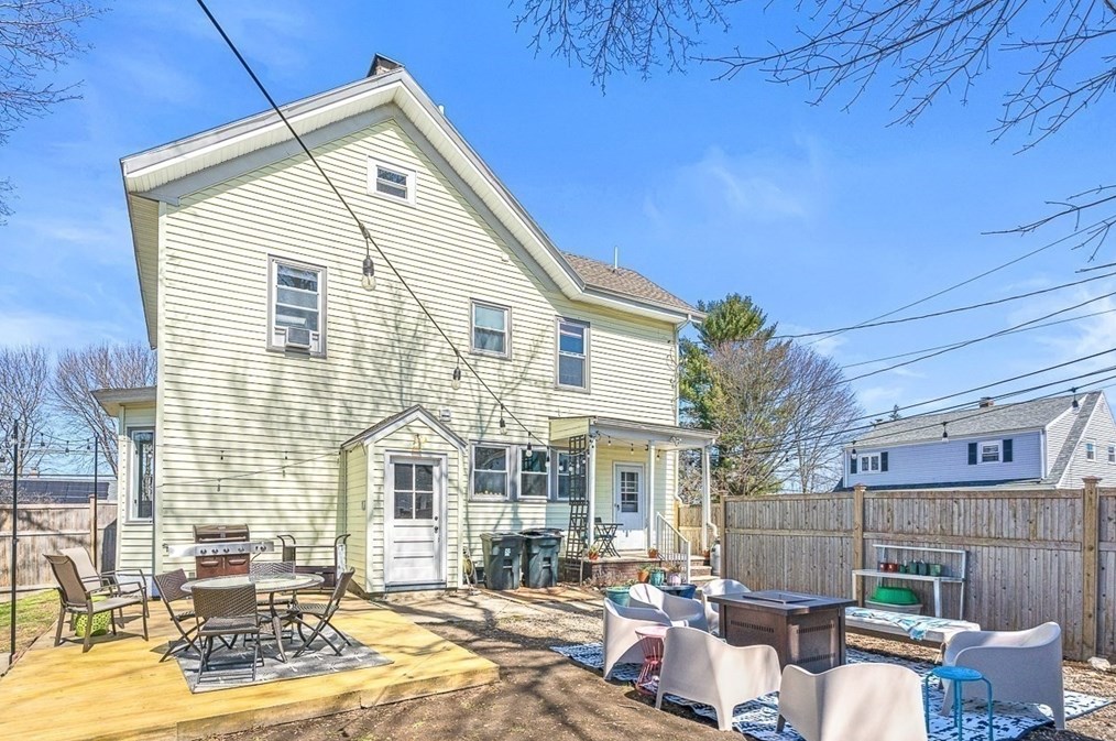 59 Fowle St, Woburn MA  01801-5243 exterior