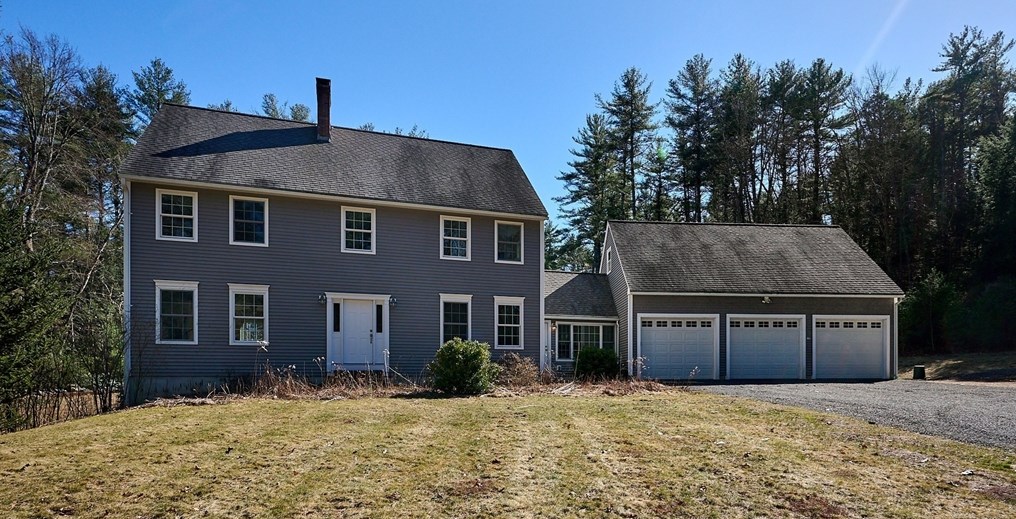 125 Dudleyville Rd, Leverett, MA 01054