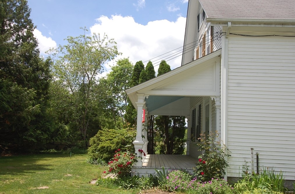 153 Gulf Rd #b, Dartmouth, MA 02748