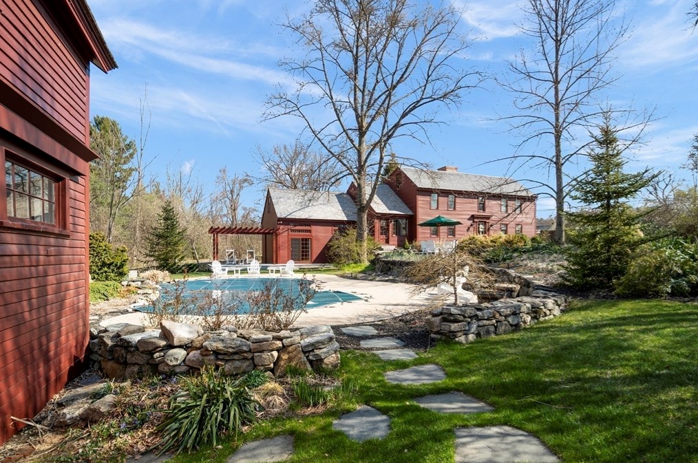 373 Main St, Andover MA  01810-2610 exterior