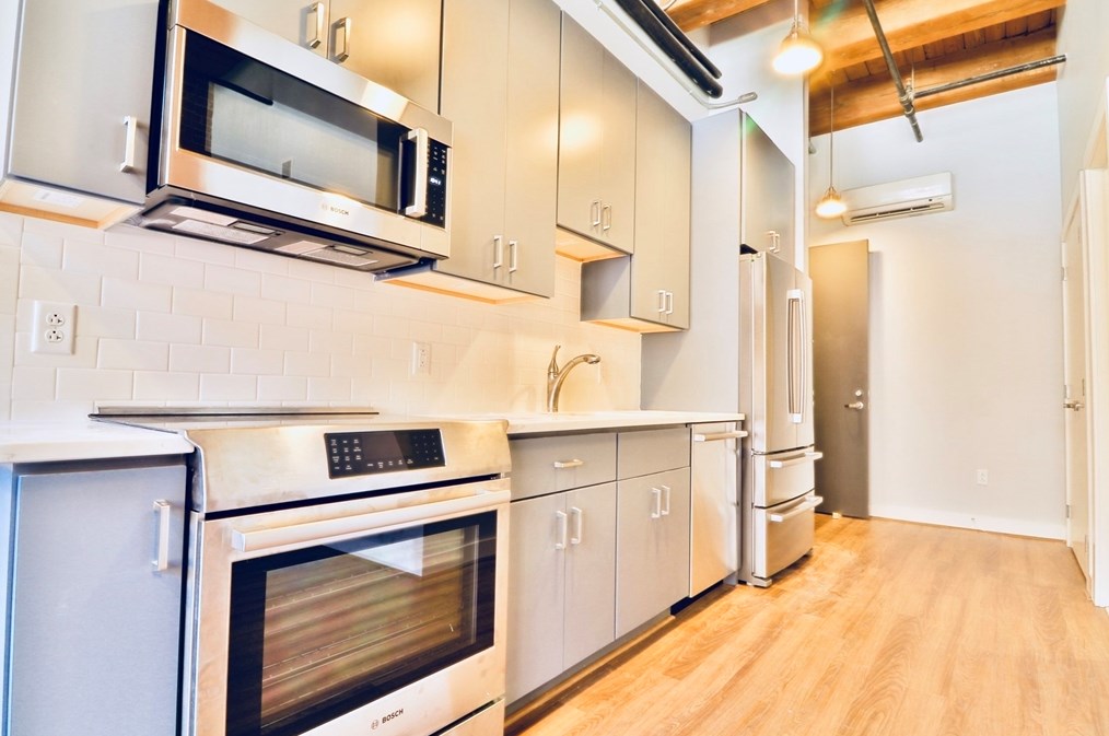 63 Melcher St #201, Boston, MA 02210