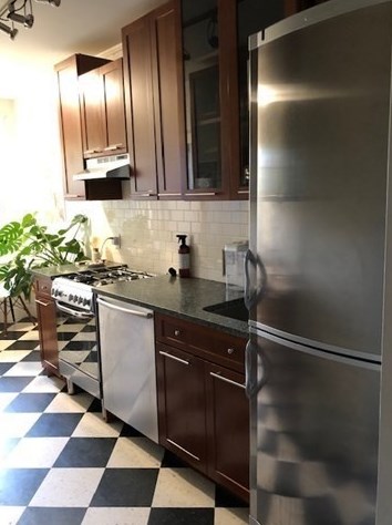 1697 Cambridge St Apt 11, Cambridge, MA 02138