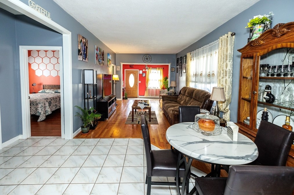 395 Eddy St, Fall River MA 02723-2305 exterior