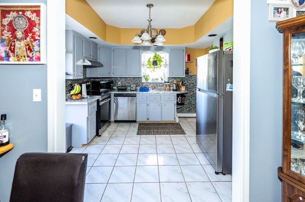 395 Eddy St, Fall River MA 02723-2305 exterior