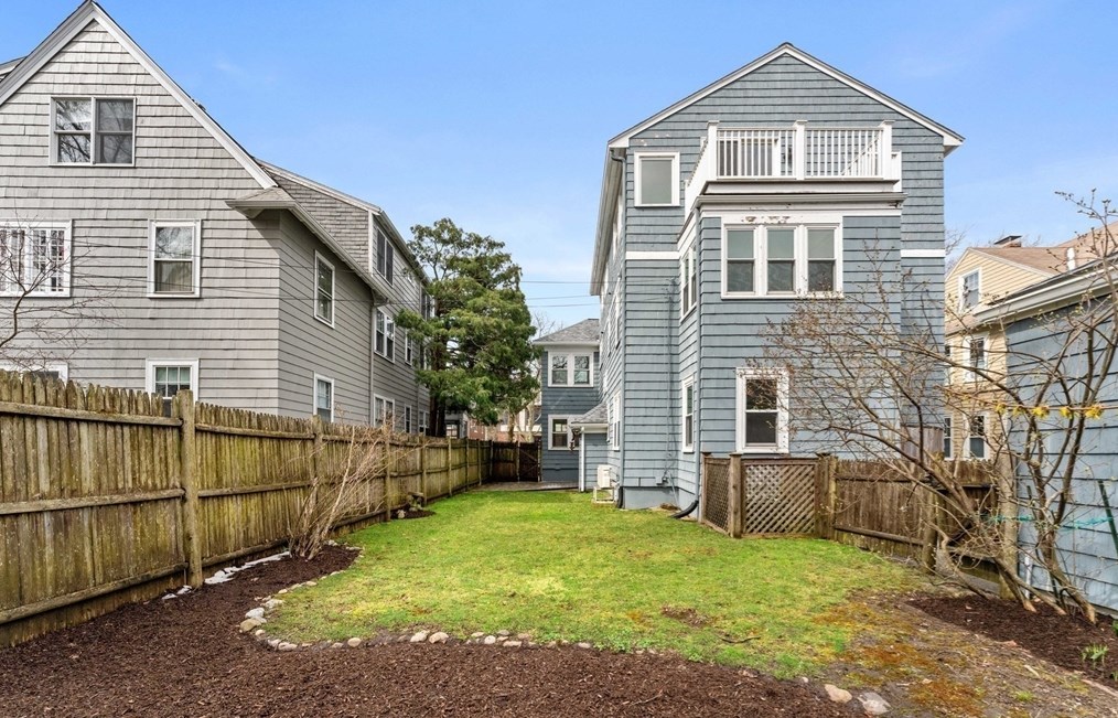 25 Grozier Rd, Cambridge, MA 02138 exterior
