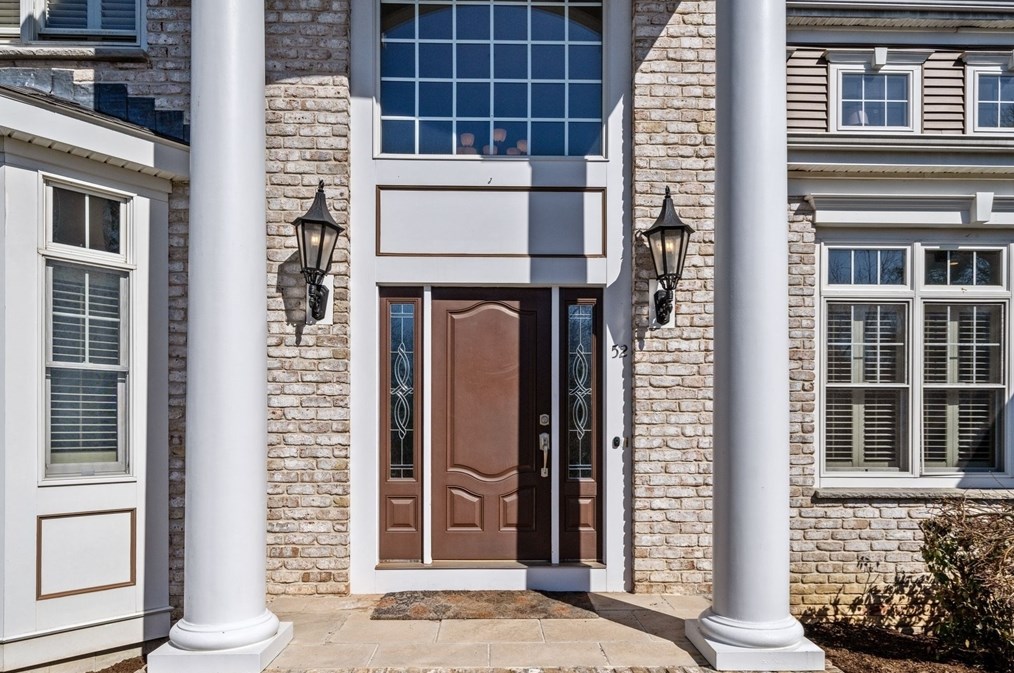 52 Brook St, Raynham, MA 02767