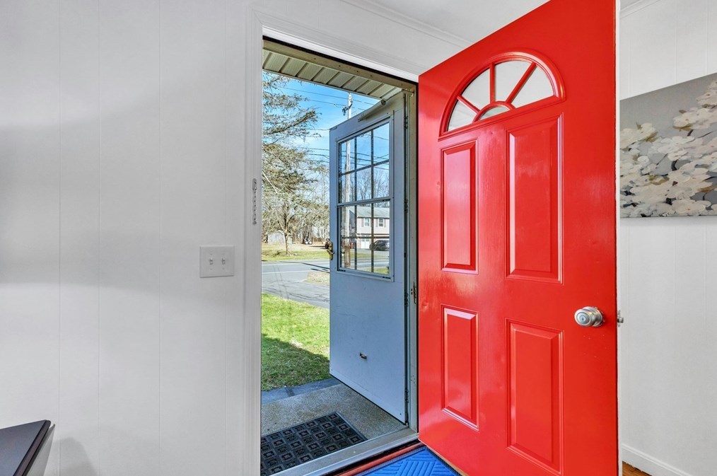 308 Hillside Rd, Montgomery MA  01085-4110 exterior