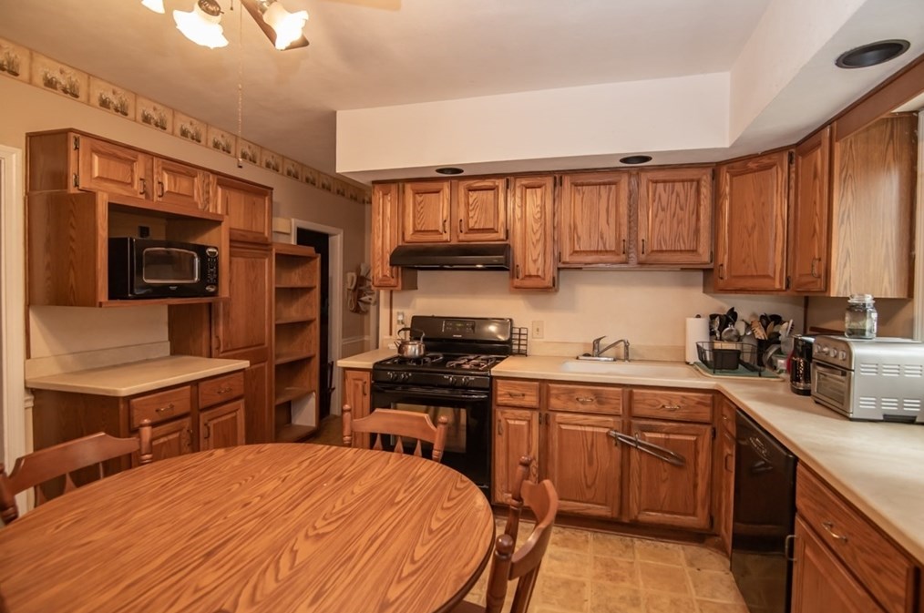 70 Jackson St, Haverhill MA 01832-5306 exterior