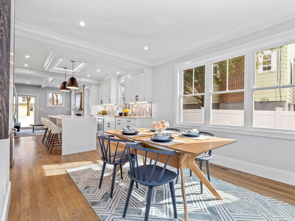 22 Burton St, Arlington, MA 02476-6016