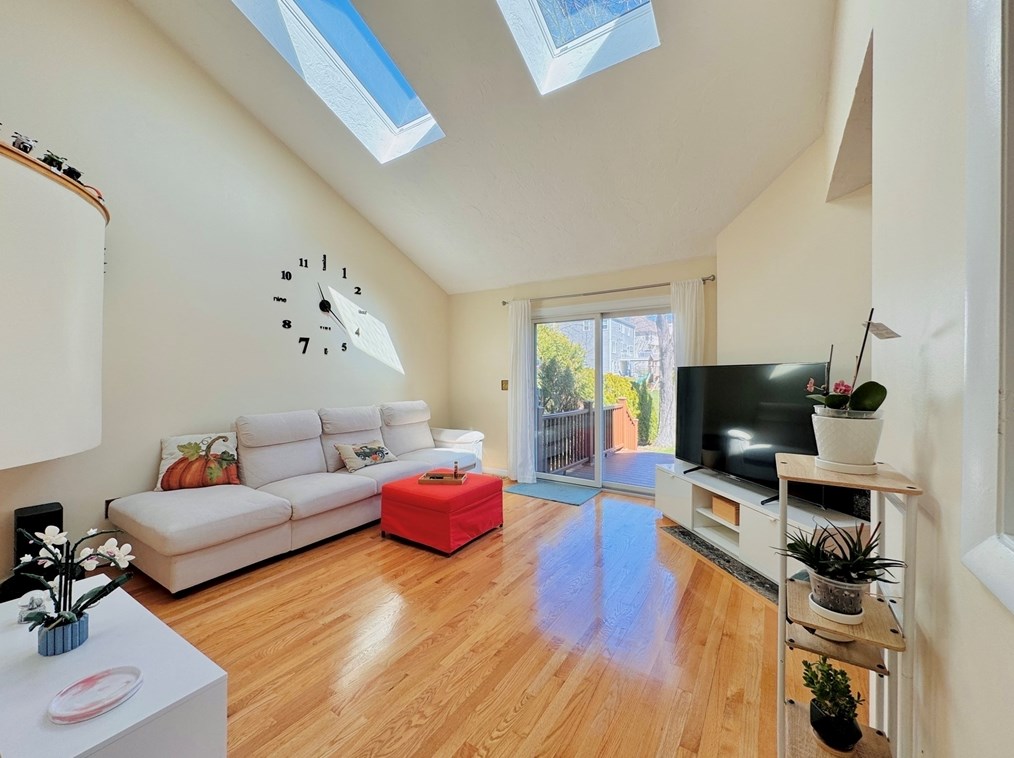 7 Lanes End Unit 7, Natick, MA